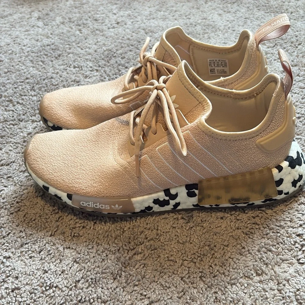 Adidas NMD_R1 Halo Blush Shoes sz 9.5